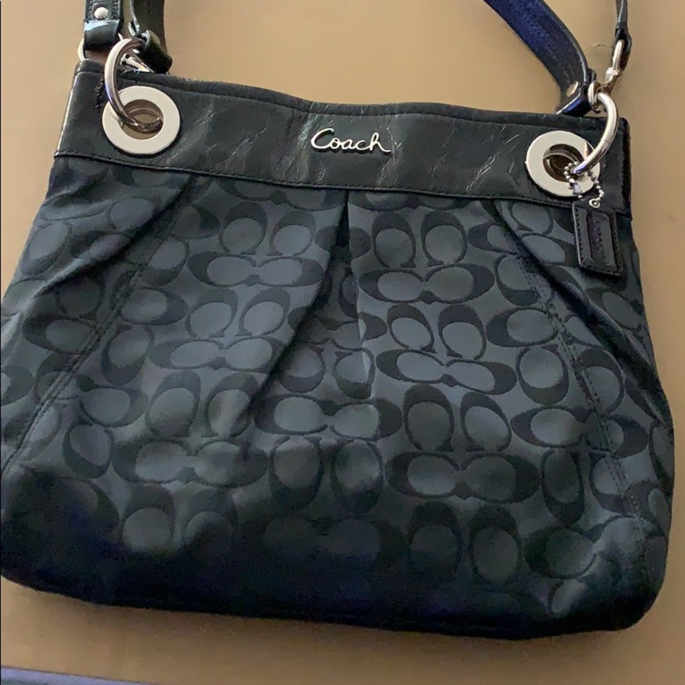 Coach purse excellent condition